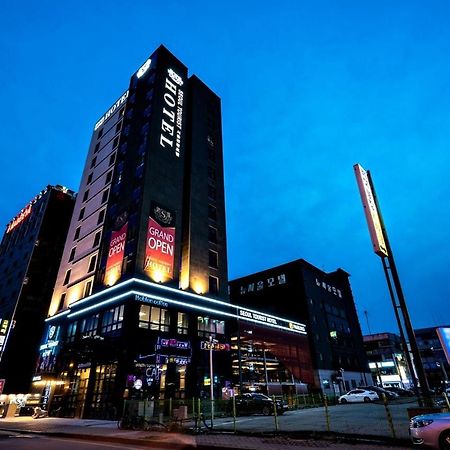 Siheung Seoul Tourist Hotel Exteriör bild