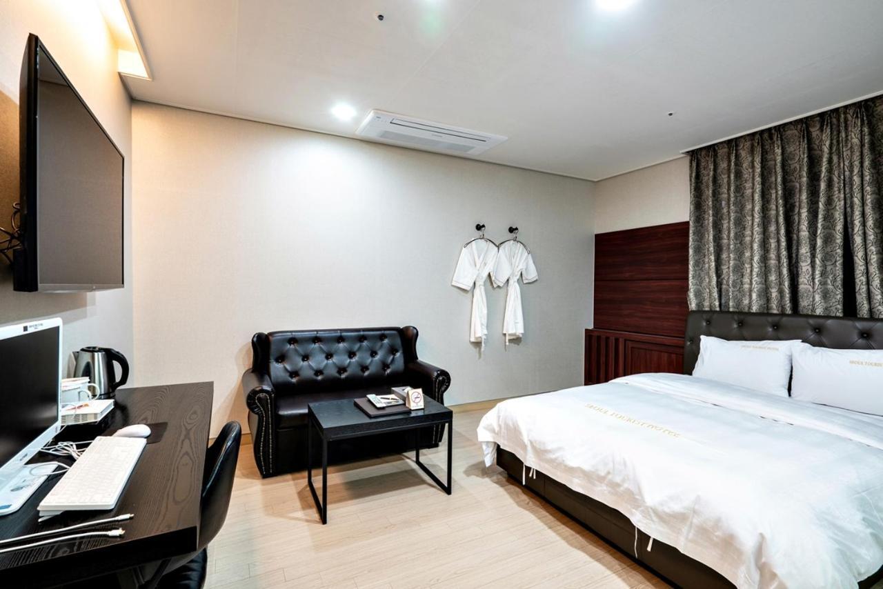 Siheung Seoul Tourist Hotel Exteriör bild